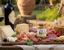 Le Conserve della Nonna Tapenades 3-Variety Gift Set (Black Olives, Green Olives, and Sundried Tomato) with Spreader Spoon (4-pc Set)