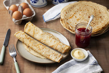 Koopmans Dutch Pancake Mix Pannenkoeken 14.11 oz. / 400 g. (Pack of 4)