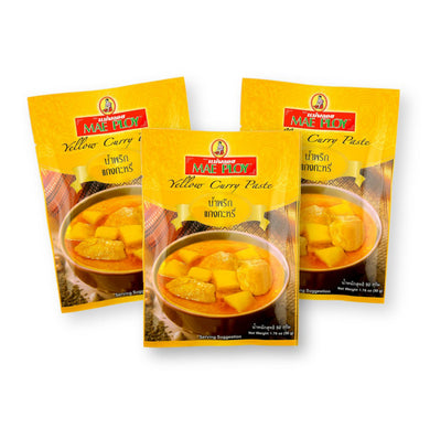 Mae Ploy Yellow Curry Paste Thai Curry 1.76 Oz. (50 g) (Pack of 3)