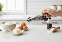 Modern Design Magnetic Measuring Spoons WHITE Set of 8  Stainless Steel Dual Sided Stackable Nesting TSP and TBS