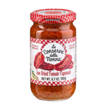 Le Conserve della Nonna Tapenades 3-Variety Gift Set (Black Olives, Green Olives, and Sundried Tomato) with Spreader Spoon (4-pc Set)